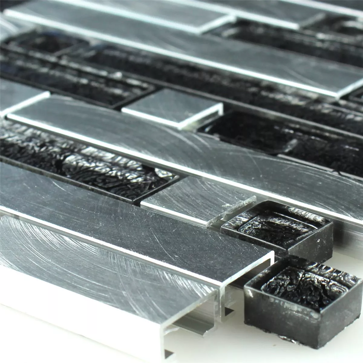 Échantillon Verre Aluminium Mosaïque Composite Noir Argent