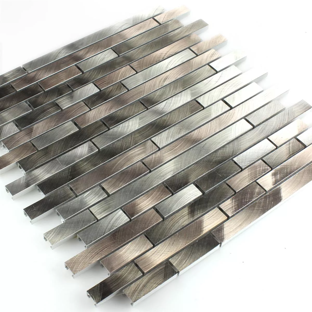 Échantillon Aluminium Metal Mosaïque Sahara Brun Mix
