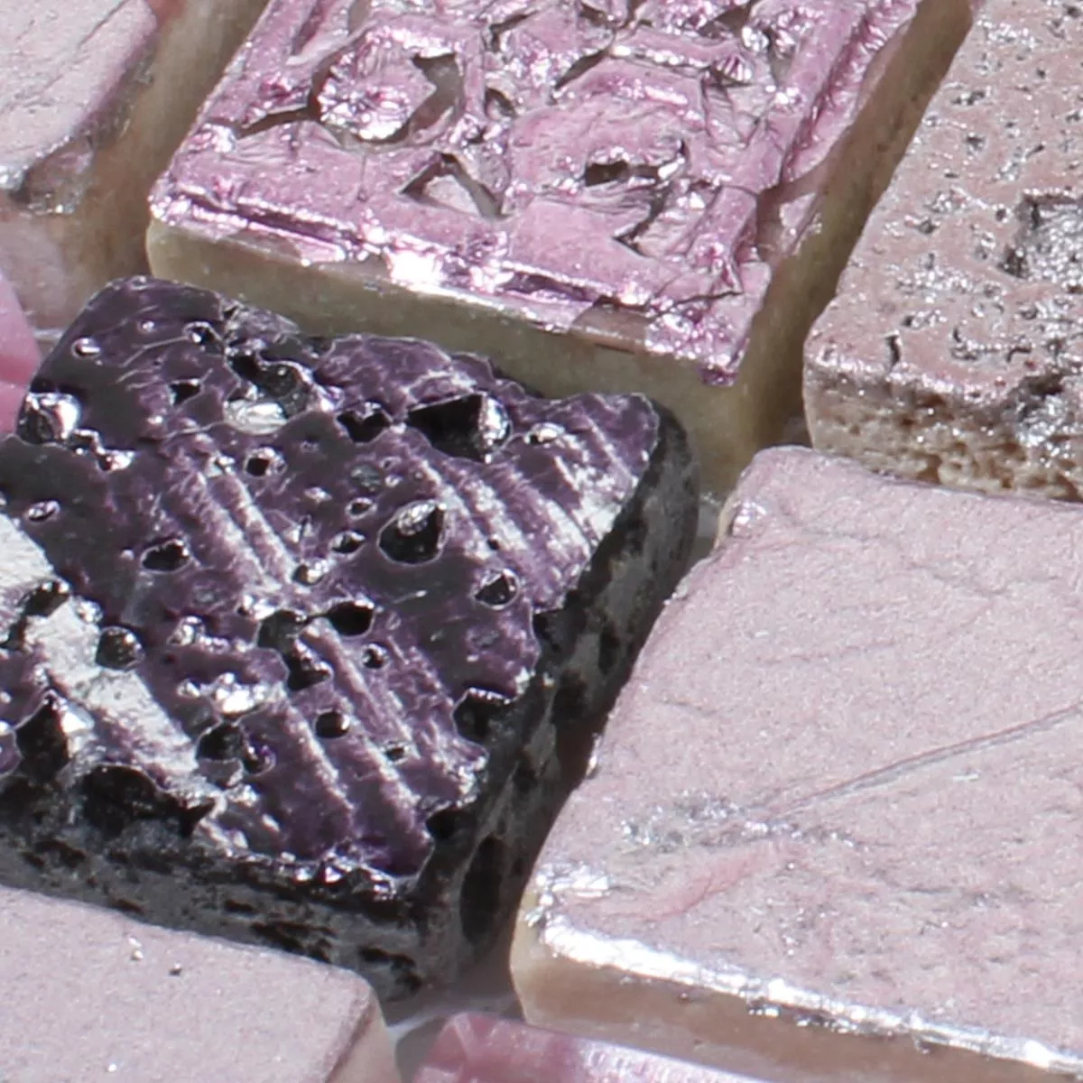 Sample Mozaïektegel Glas Resin Natuursteen Pink Mix